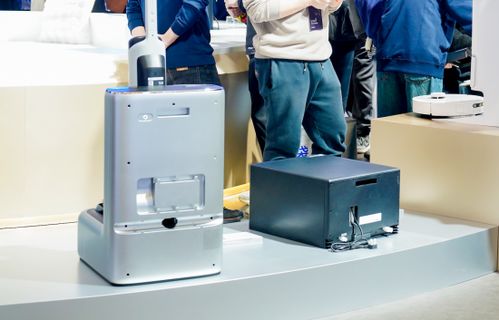 2024清潔電器行業產品趨勢 釋放雙手與融合迭代，照明電器配套賦能